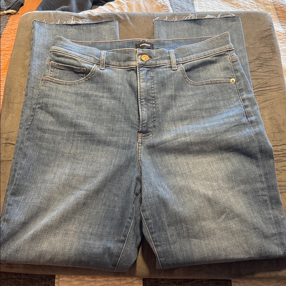 Express Blue Ankle & Cropped Jeans